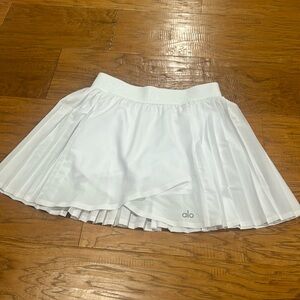 Alo skirt